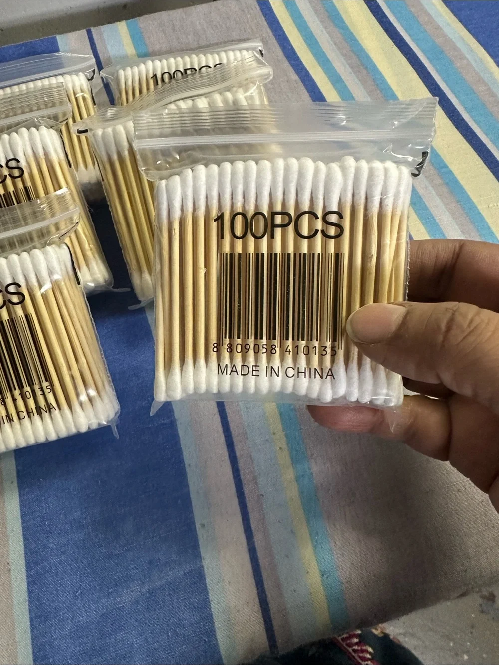 Cotton Swab Sticks - 100PCS Pack (White & Natural)